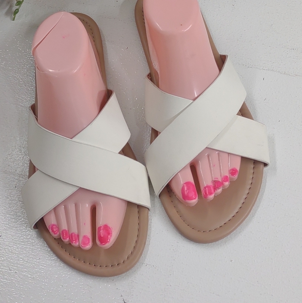 Muk Luks White Cross-Band Sandals